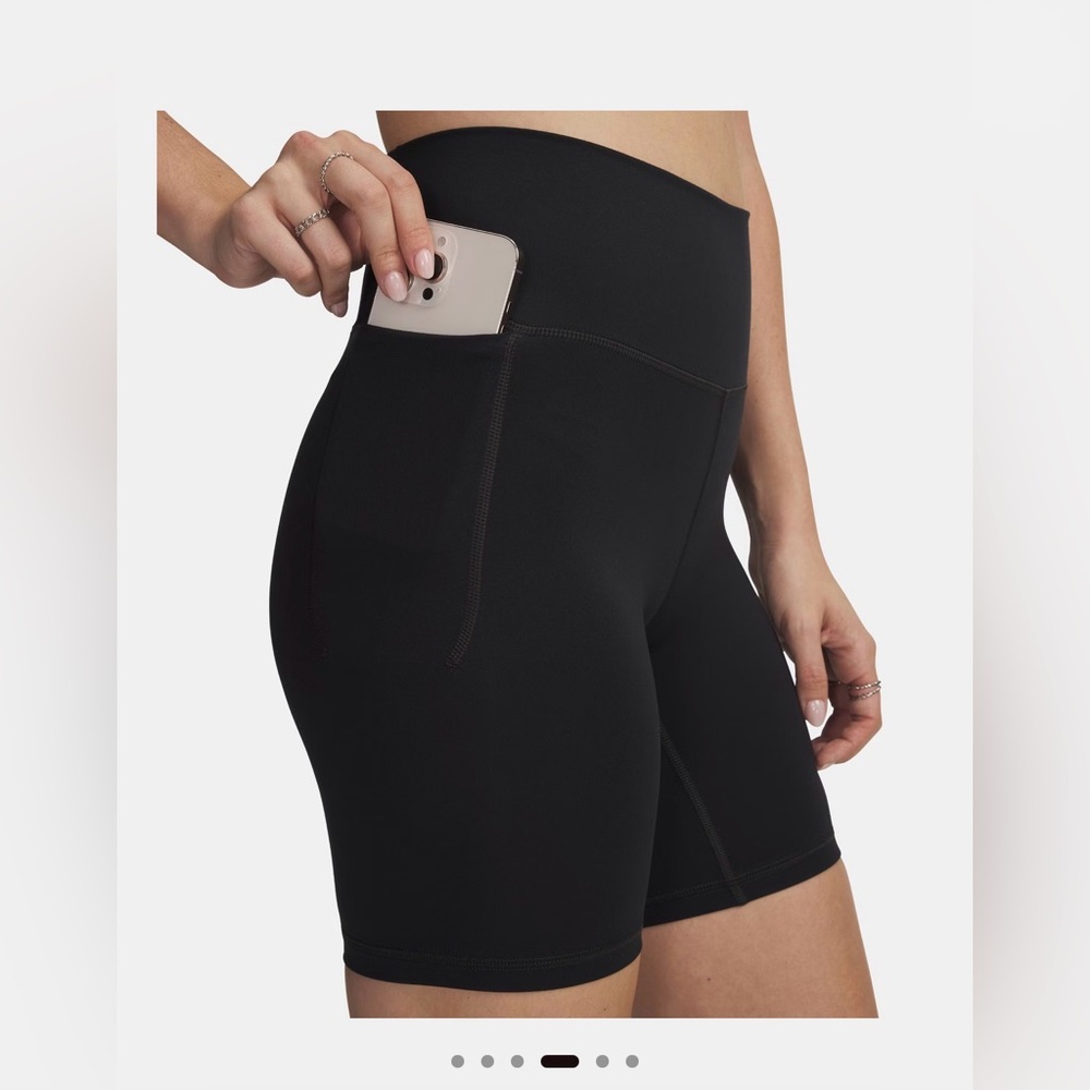 Under Armour Meridian 7” Bike Shorts with Pocket